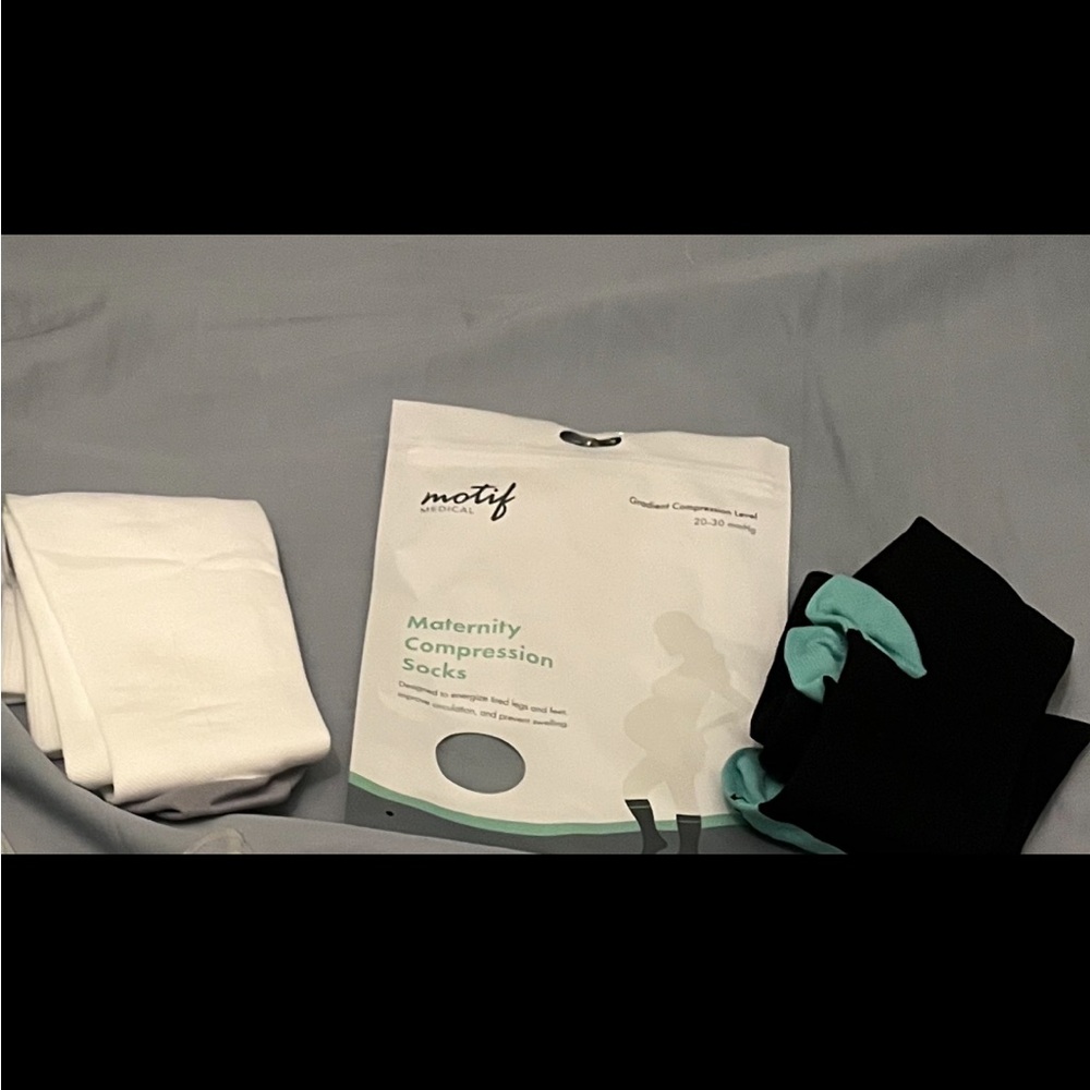 Maternity compression socks